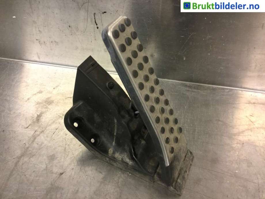 Pedal gass til Mercedes GLC, 2015-2022 (X253) (X253) (MERCEDES|A 253 300 01 04)