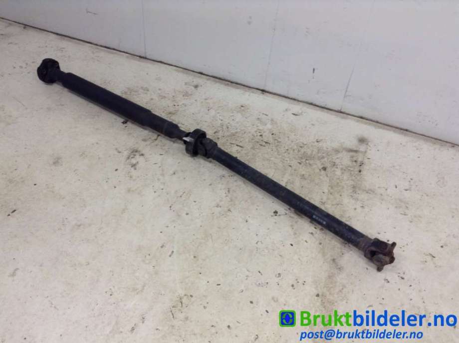 Mellomaksel til BMW 3-Serie, 2005-2011 (E90/E91/E92/E93) (E90/E91/E92/E93) (BMW|26 10 7 531 307)