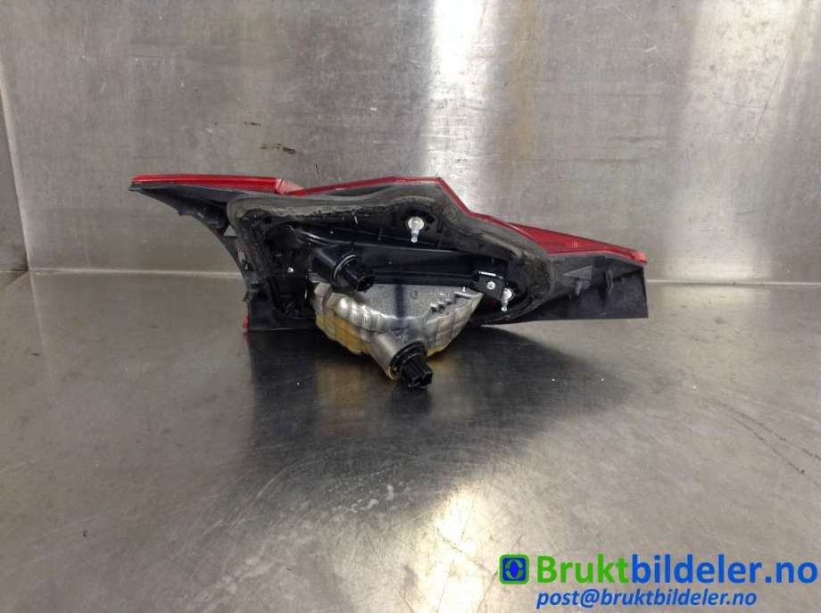 Baklykt høyre indre til Mazda 6 2013-2015 (Type III, Fase 1)  (MAZDA|GHP9-51-3F0B|)