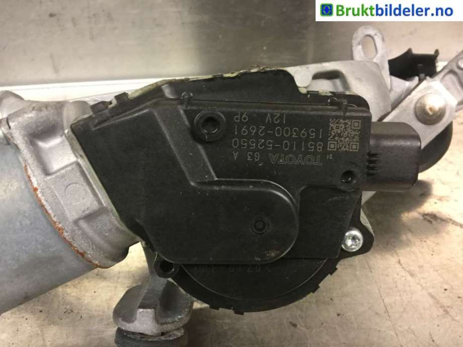 Viskermotor frontrute til Toyota Urban Cruiser 2009-2014  (TOYOTA|85110-52550|159300-2691|)