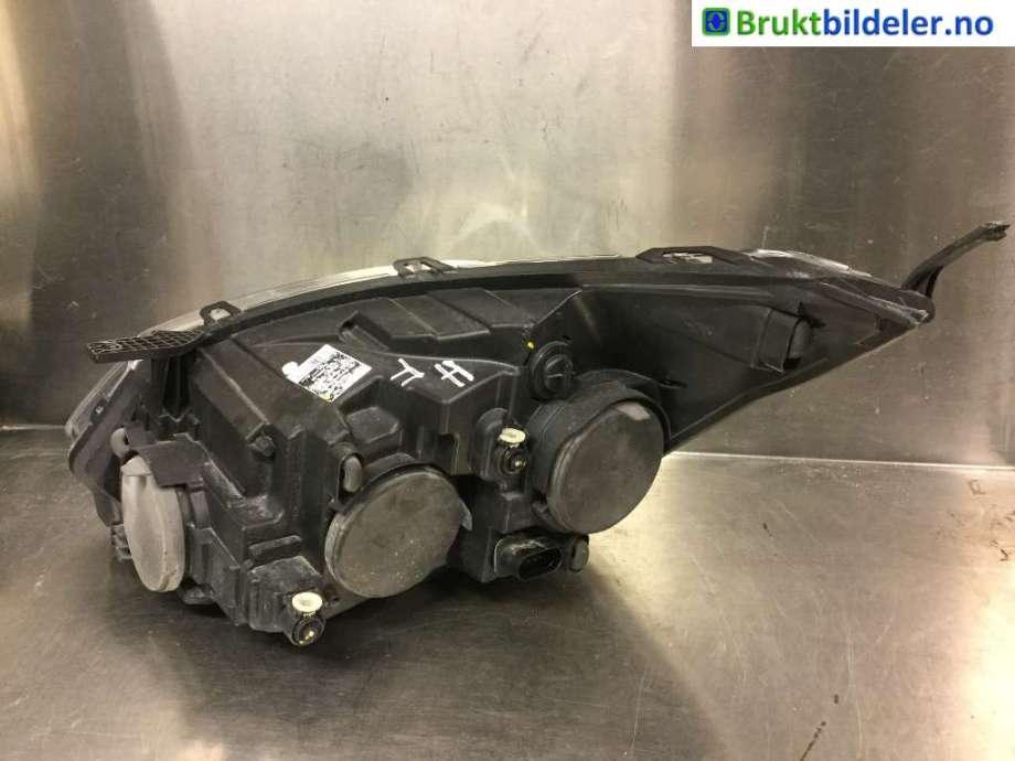 Frontlykt høyre halogen til Ford Transit Custom 2013-2023 (Type I)  (FORD|BK21-13D152-BH||1866441)