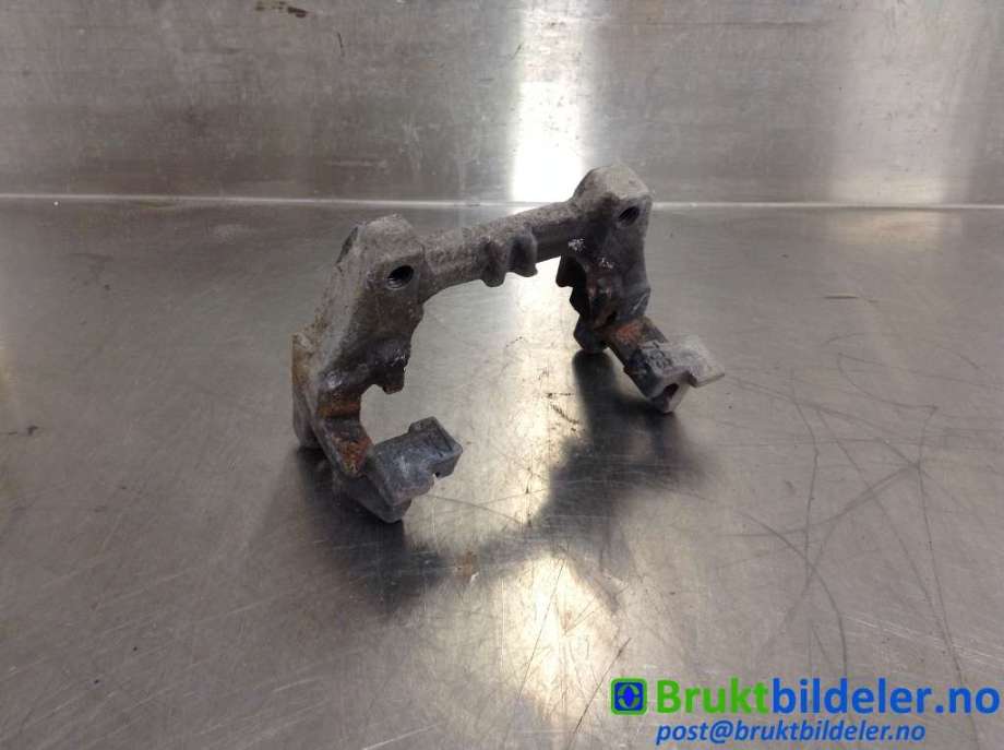 Bremsecaliper brakett til Volvo V90 / V90 CC / S90, 2016-->>  (VOLVO|36010011)