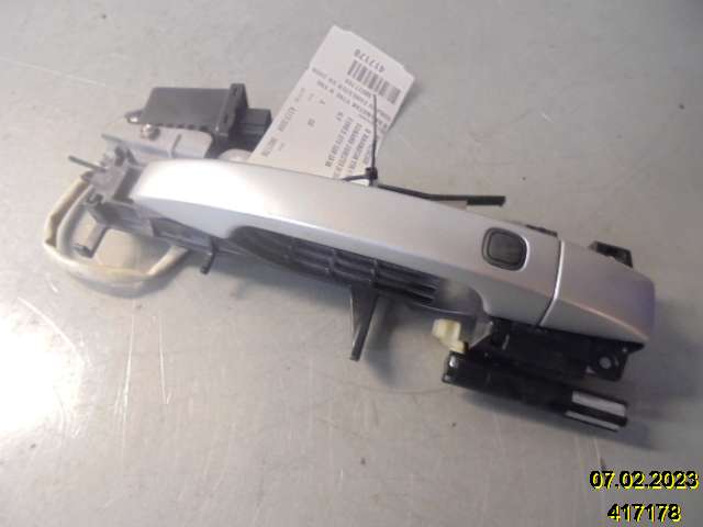 Dørhåndtak utv høyre til Subaru Forester, 2008-2013 (Type III) (SUBARU|62142SC000)
