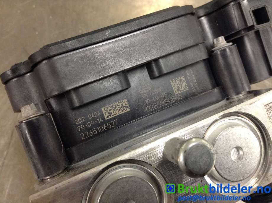 ABS sentral til Tesla Model 3 2018-2023 (Fase 1)  (TESLA|1044745-00-B|0 265 956 665|2 265 106 527)