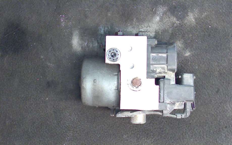 ABS sentral til VW Passat 1997-2000 (B5,3B) (B5,3B) (8E0614111|)
