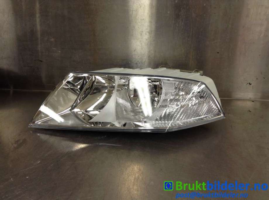 Frontlykt venstre halogen til Škoda Octavia 2005-2008 (Type II, Fase 1) (1Z1 941 017 P|)