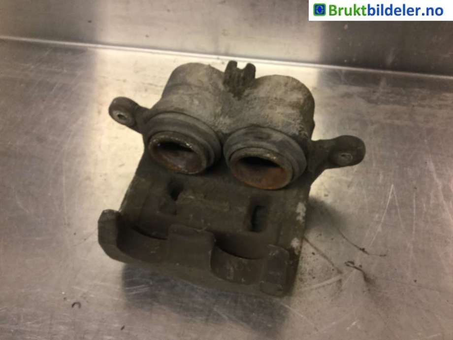 Bremsecaliper venstre foran til Nissan Murano 2009-->> (Z51) (Z51) (NISSAN|41011EG50A|)