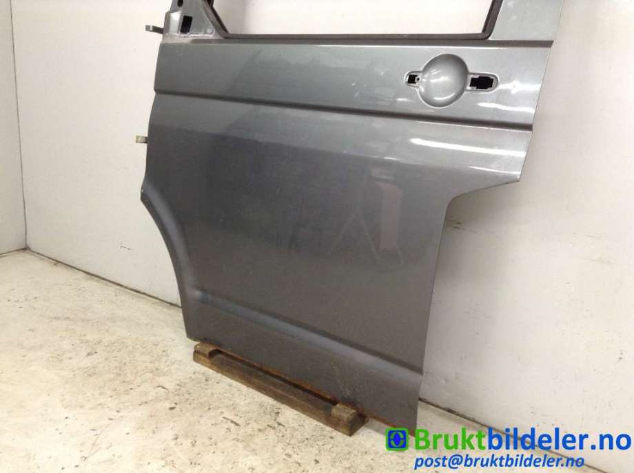 Dør venstre 2dørs til VW Transporter / Caravelle 2009-2015 (Fase 2) (T5) (T5) (VOLKSWAGEN|7E0 831 055 G|)