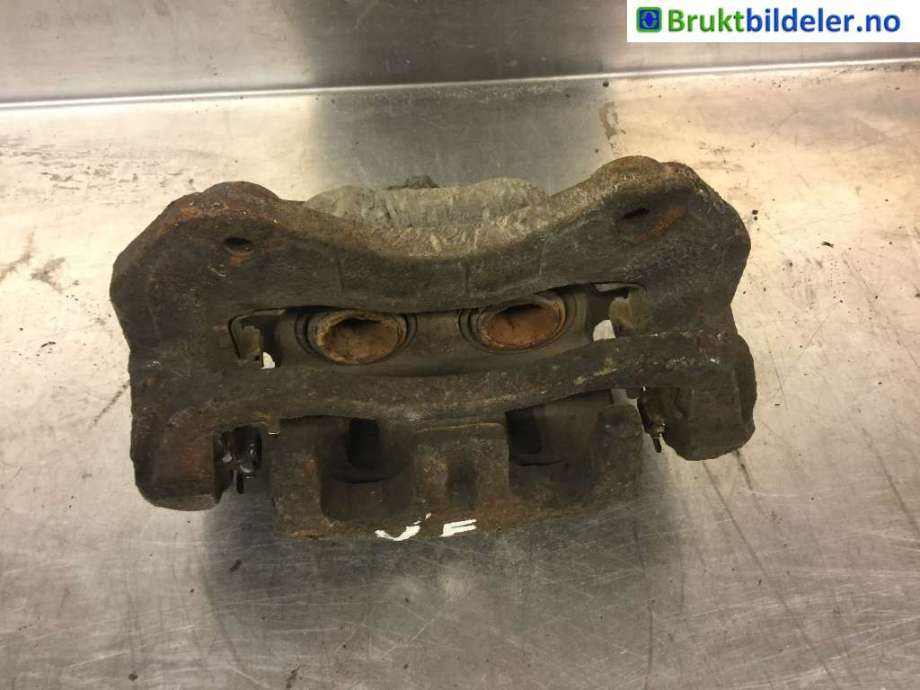 Bremsecaliper venstre foran til Mitsubishi Outlander 2015-->> (Type III, Fase 2)  (MITSUBISHI|MR370775|)