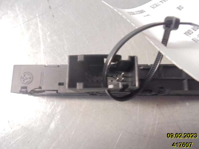 Bryter Antispinn til VW Tiguan 2007-2011 (Type I, Fase 1)  (VOLKSWAGEN|5N1 927 132 A|)
