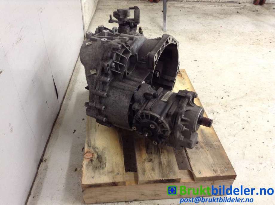 Girkasse manuell 6-trinn til VW Tiguan 2011-2016 (Type I, Fase 2)  (VOLKSWAGEN|0A6 300 045 M|NGF|)