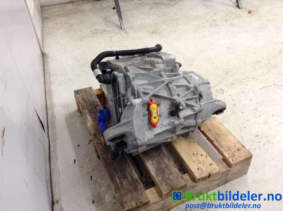 Motor elbil foran til Tesla Model 3 2018-2023 (Fase 1)  (TESLA|1120960-10-G|3D3|)
