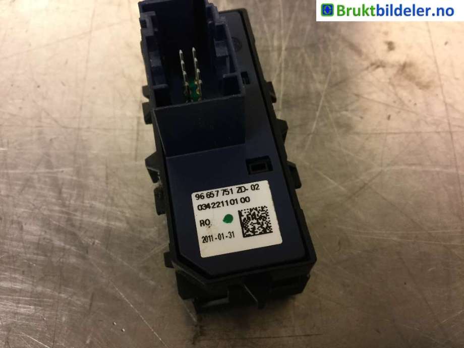 Bryter diverse til Peugeot 508 2011-2014 (Type I, Fase 1) (PEUGEOT|96 657 751 ZD|)
