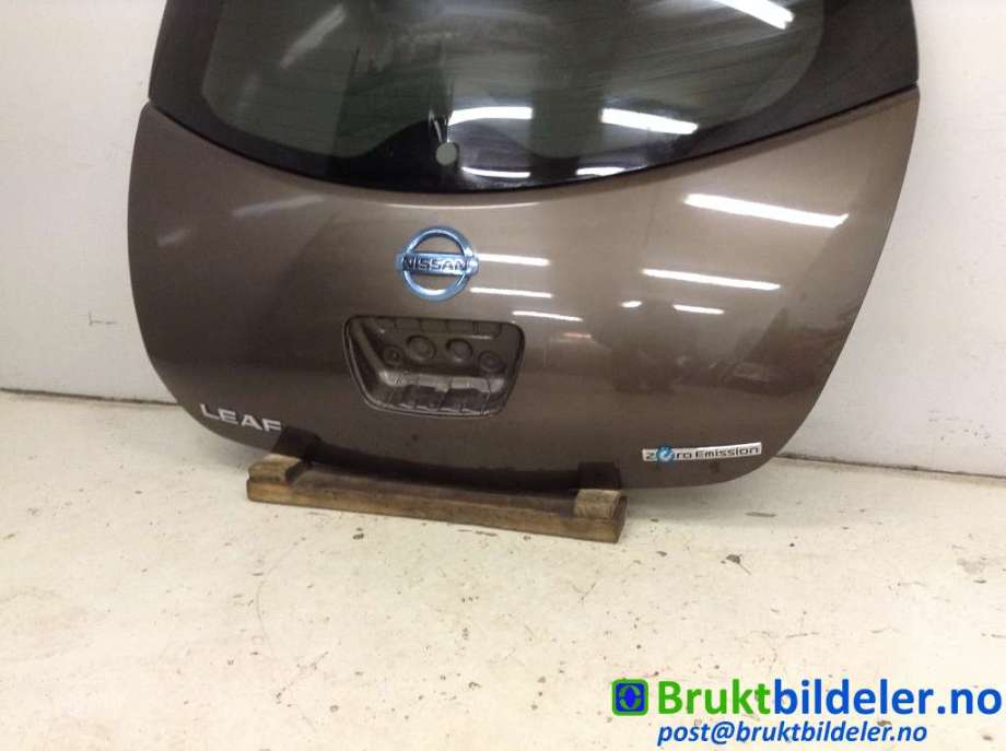 Bakluke combi til Nissan Leaf 2011-2017 (Type I)  (NISSAN|K01003NLMB|)
