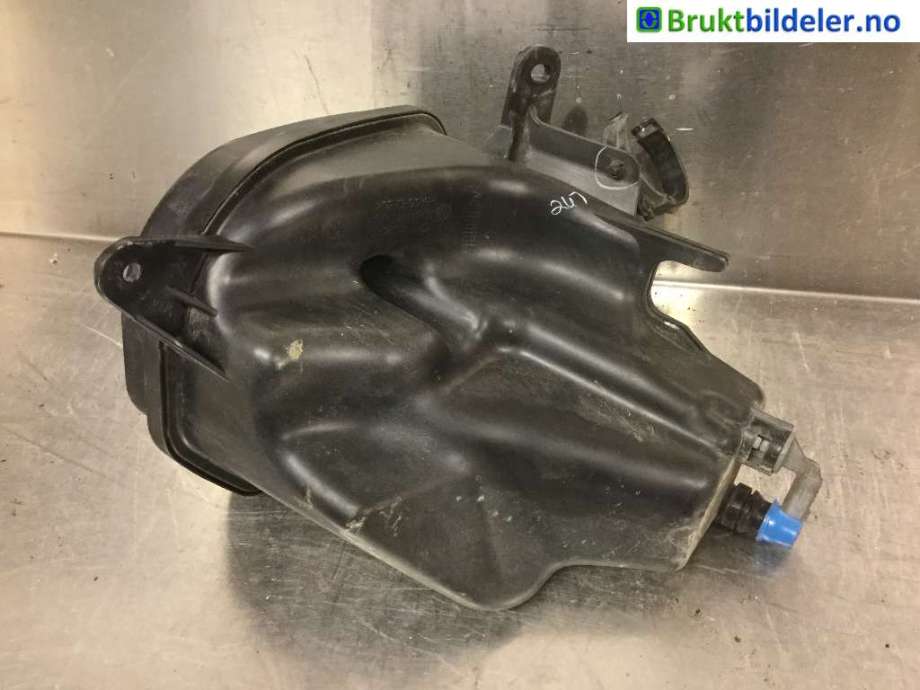 Ekspansjonstank til BMW X5 2007-2013 (E70) (E70) (BMW|13 17 7 552 546|)