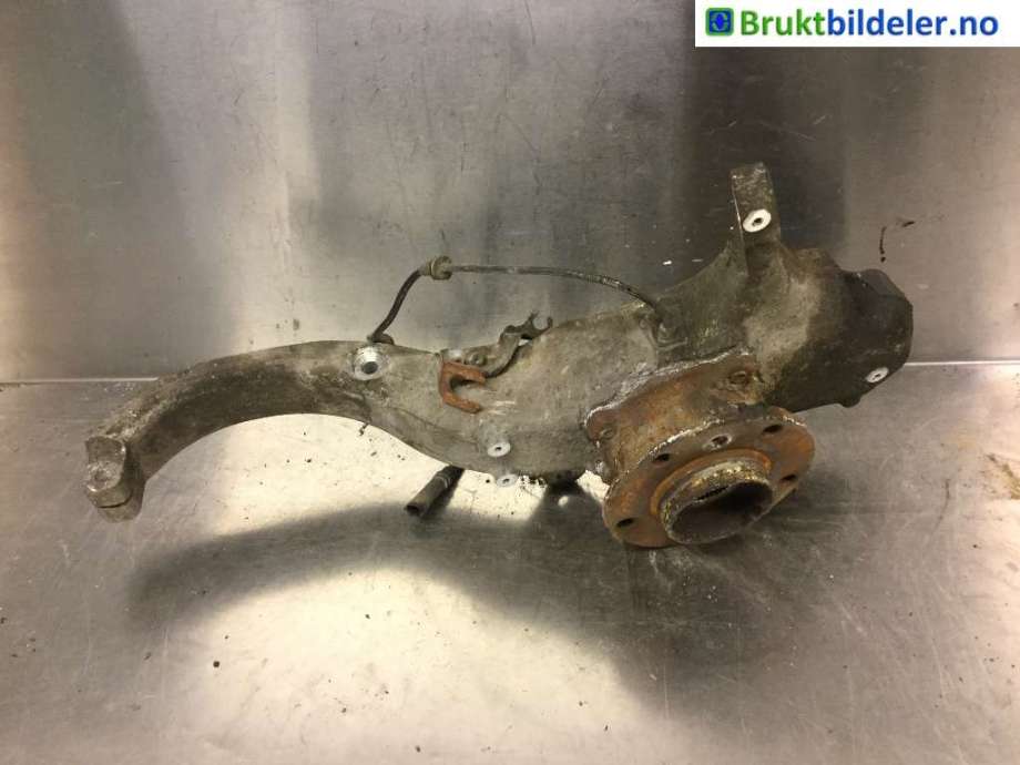 Hjulspindel høyre foran til BMW X5 2007-2013 (E70) (E70) (BMW|31 21 6 869 870|)