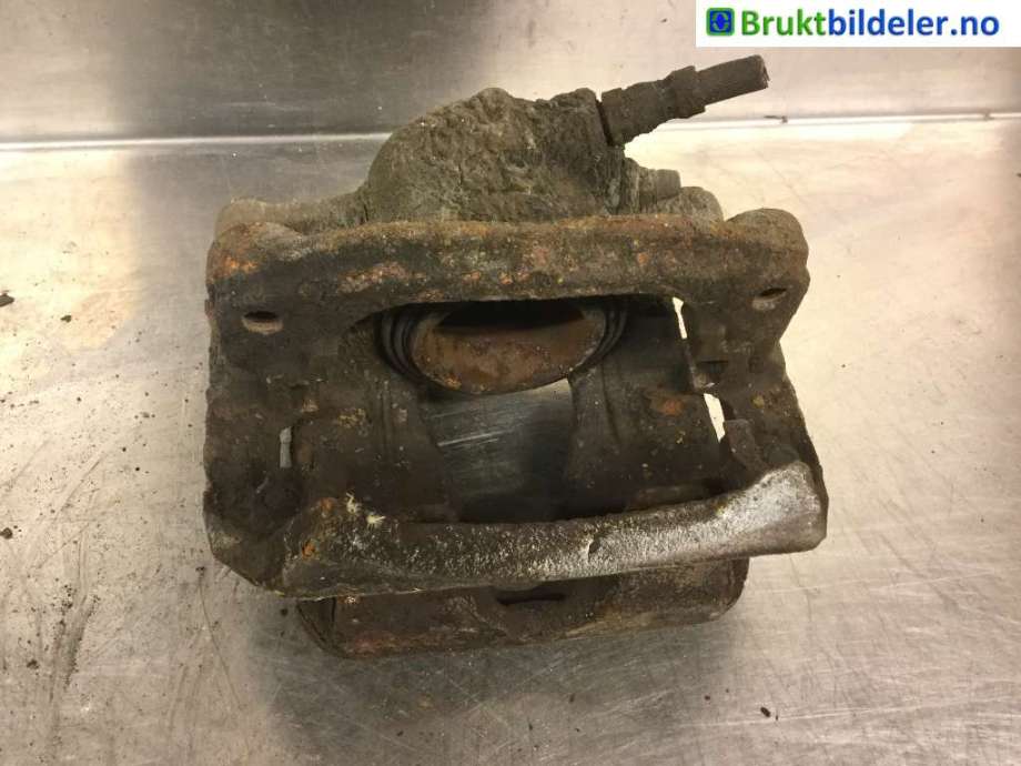 Bremsecaliper høyre foran til Mercedes B-Klasse 2011-2018 (W246) (W246) (MERCEDES|A 000 421 64 81|)