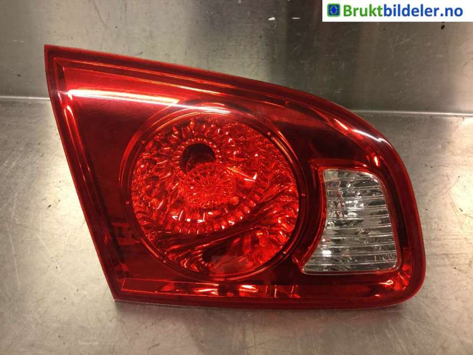 Baklykt venstre indre til Hyundai Santa Fe, 2006-2009 (Type II, Fase 1) (HYUNDAI|92405 2B040)