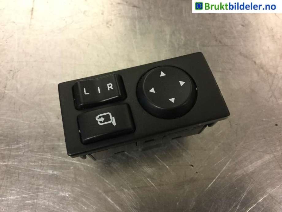 Bryter speil til Isuzu D-Max, 2012-2017 (Type II, Fase 1)  (ISUZU|)