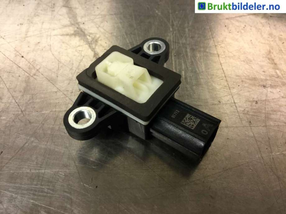 Airbag sensor venstre til Isuzu D-Max, 2012-2017 (Type II, Fase 1)  (ISUZU|898146939Y)