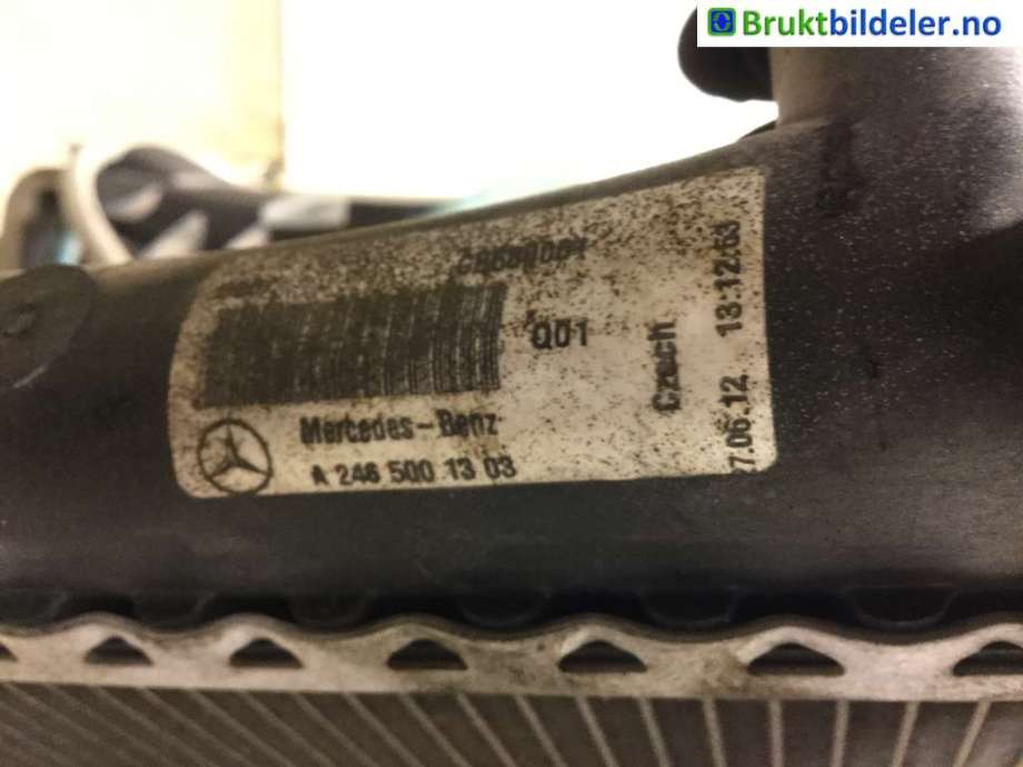 Radiator (automat gir) til Mercedes B-Klasse 2011-2018 (W246) (W246) (MERCEDES|A 246 500 13 03|)