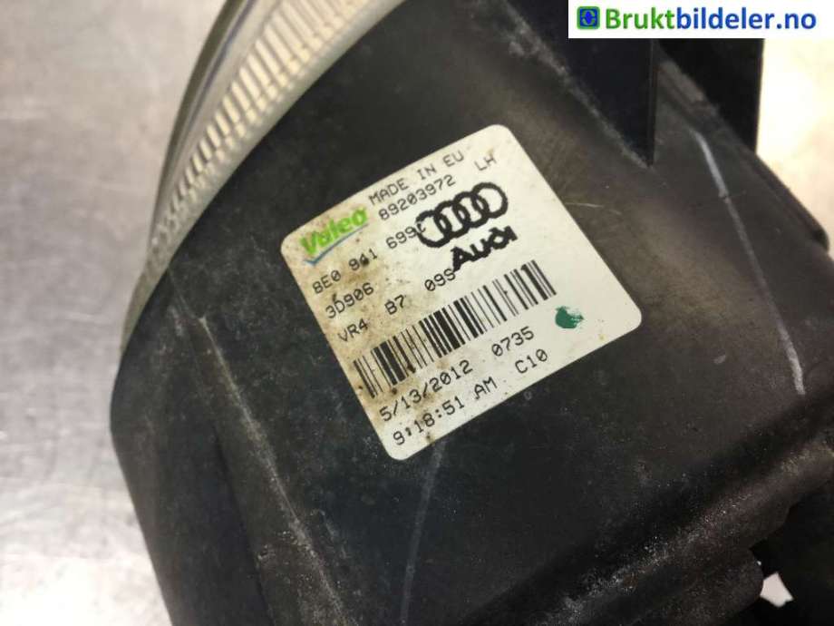 Tåkelykt venstre foran til Audi A3 2009-2012 (Type II, Fase 2)  (AUDI|8E0 941 699 C|)