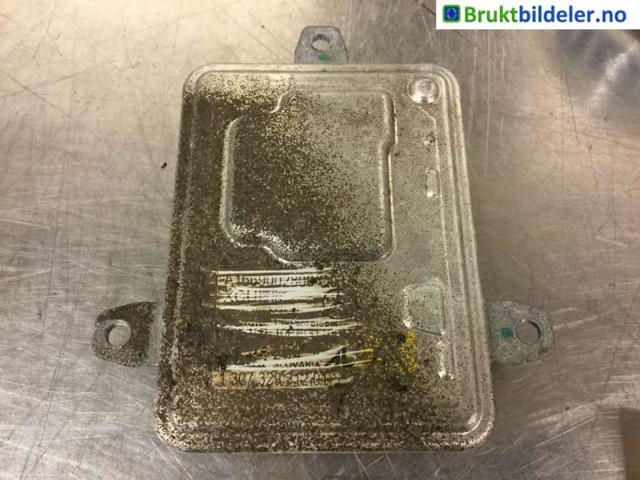 Styreenhet xenon/ballast til Mercedes B-Klasse, 2011-2018 (W246) (W246) (MERCEDES|A 166 900 28 00)