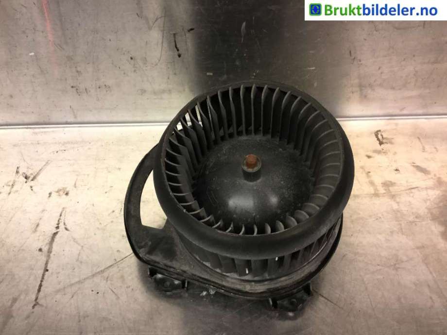 Varmeapparat motor til Mercedes B-Klasse, 2011-2018 (W246) (W246) (MERCEDES|A 246 906 42 00)