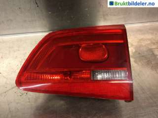 Baklykt høyre indre til VW Touran, 2010-2015 (Type I, Fase 3)  (VOLKSWAGEN|1T0 945 094)