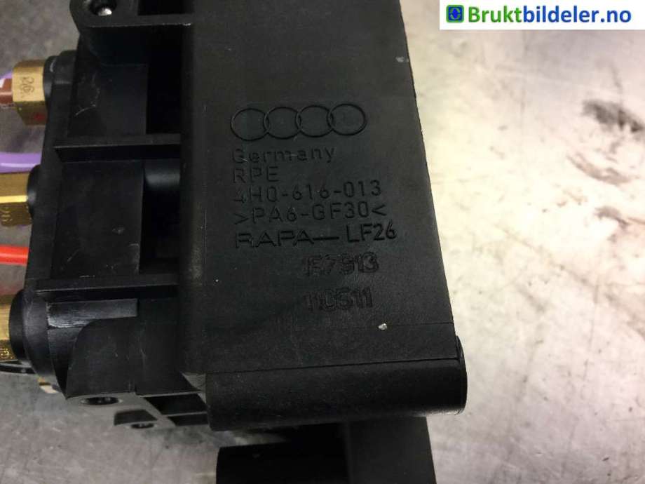Kompressor nivå/luft til Audi A6 2011-2014 (Type IV, Fase 1) (C7) (C7) (AUDI|4H0 616 013|)