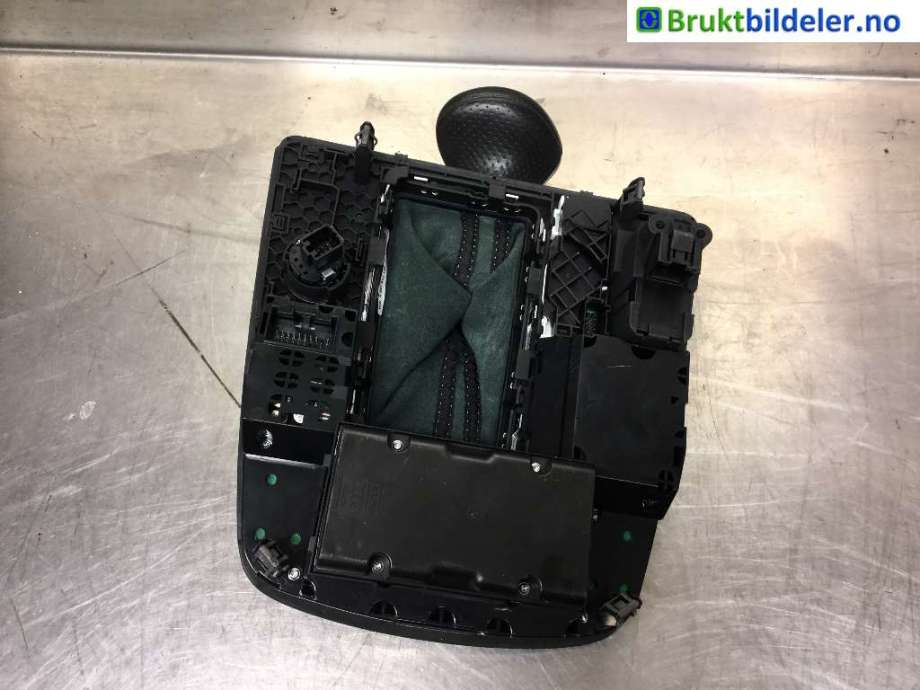 Diverse deler til Audi A6 2011-2014 (Type IV, Fase 1) (C7) (C7) (AUDI|4G1 919 610 A|)