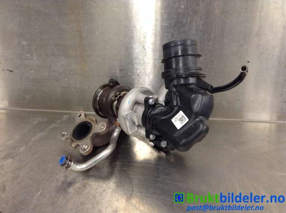 Turbo til VW Passat, 2015-2019 (Fase 1) (B8) (B8) (VOLKSWAGEN|04E 145 715 M)