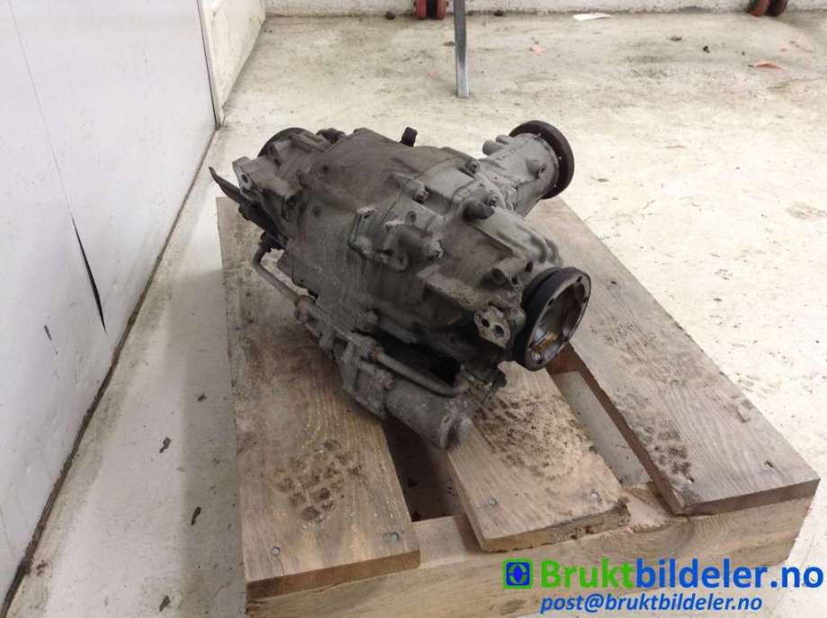 Kardang klokke bak til Audi A4 2007-2014 (Type IV) (B8) (B8) (AUDI|0BF 500 043 Q|LFU;MBU;MKX|)