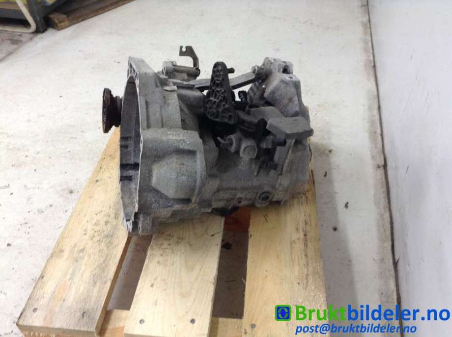 Girkasse manuell 6-trinn til VW Touran 2010-2015 (Type I, Fase 3)  (VOLKSWAGEN||MFR GEARKODE)