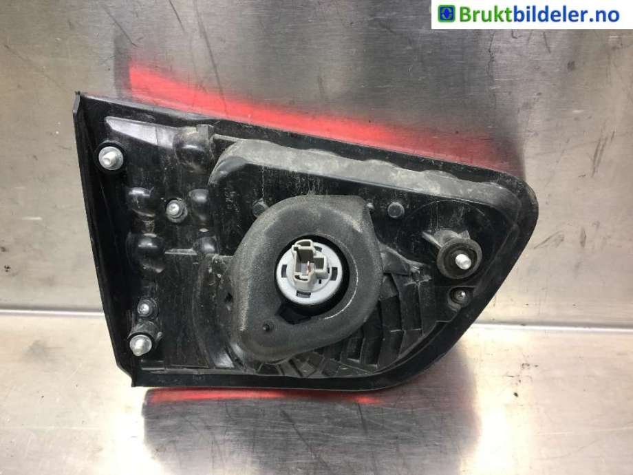 Baklykt høyre indre til Citroën C-Crosser 2007-2012  (CITROEN|6351 EJ|)