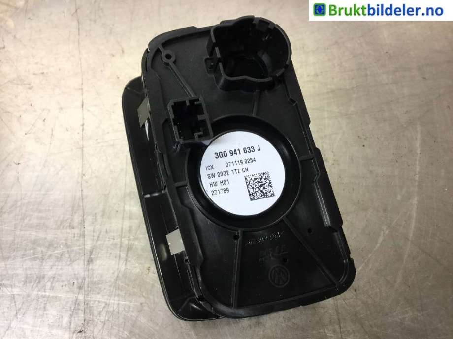 Bryter lys til VW Passat 2015-2019 (Fase 1) (B8) (B8) (VOLKSWAGEN|3G0 941 633 J|)