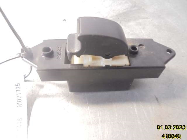 Bryter ruteheis til Mitsubishi Colt, 2004-2008 (Type VII, Fase 1)  (MITSUBISHI|MR587944)