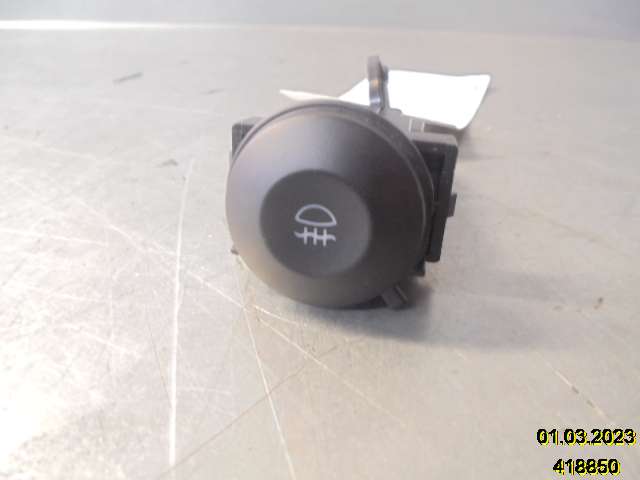 Bryter tåkelys til Mitsubishi Colt, 2004-2008 (Type VII, Fase 1)  (MITSUBISHI|MN140428)