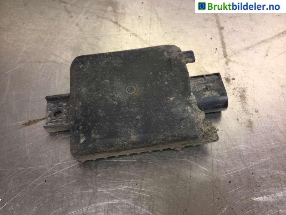 Sensor radar til VW Passat 2015-2019 (Fase 1) (B8) (B8) (VOLKSWAGEN|2Q0 907 685 B|)