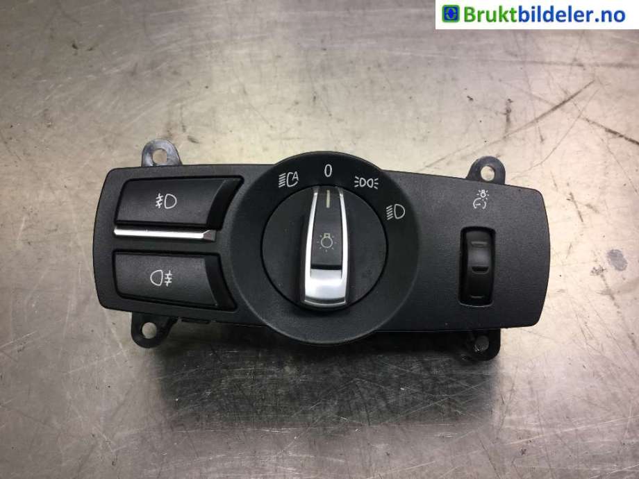 Bryter lys til BMW 5-Serie, 2010-2017 (F10/F11) (F10/F11) (BMW|9 192 744 03)