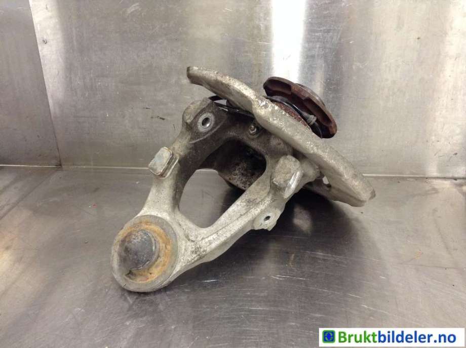 Hjulspindel venstre bak til BMW X5 2007-2013 (E70) (E70) (BMW|33 32 6 879 101|)