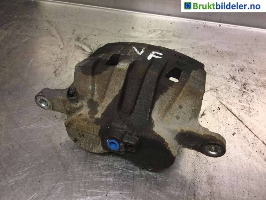 Bremsecaliper venstre foran til Toyota RAV4 2016-2019 (Type IV, Fase 2)  (TOYOTA|47750-48110|)