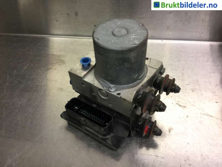 ABS sentral til Audi A4, 2007-2014 (Type IV) (B8) (B8) (AUDI|8K0 614 517 EJ)