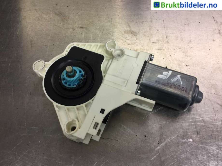 Ruteheis venstre foran til Audi A4, 2007-2014 (Type IV) (B8) (B8) (AUDI|8K0 959 801 A)