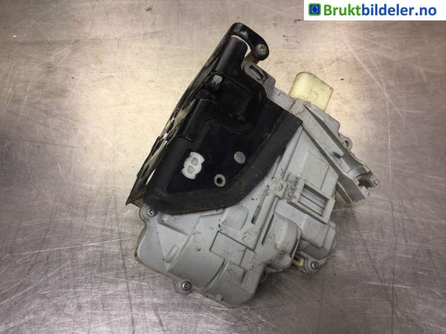 Låsekasse høyre foran til Audi Q7 2006-2010 (Type I, Fase 1)  (AUDI|3C1 837 016 A|)