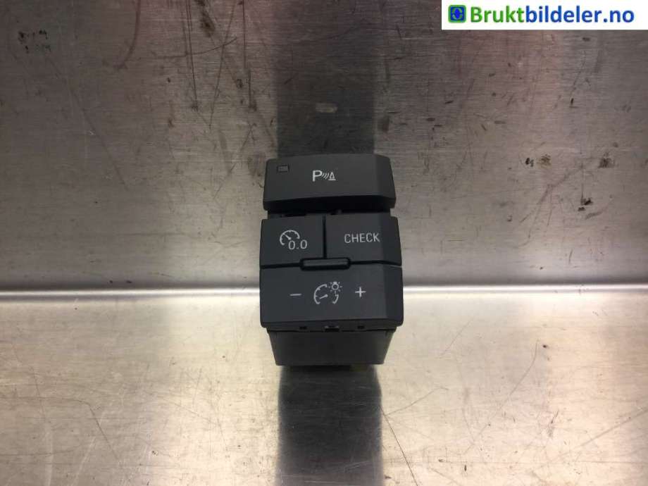 Bryter diverse til Audi Q7, 2006-2010 (Type I, Fase 1)  (AUDI|4L1 927 123 A)