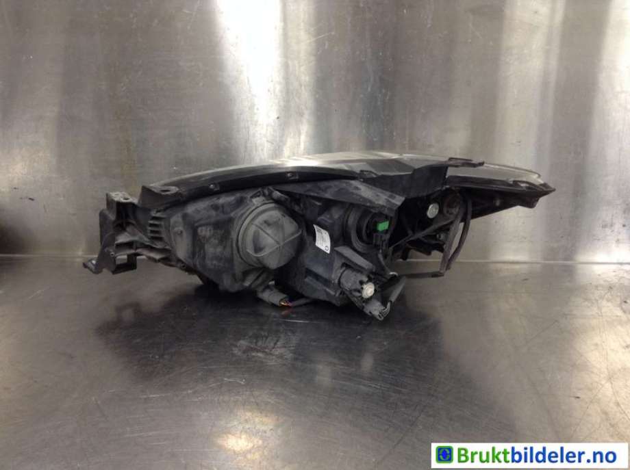 Frontlykt høyre halogen til Mazda CX-5 2012-2017 (Type I)  (MAZDA|KD53-51-030E|)