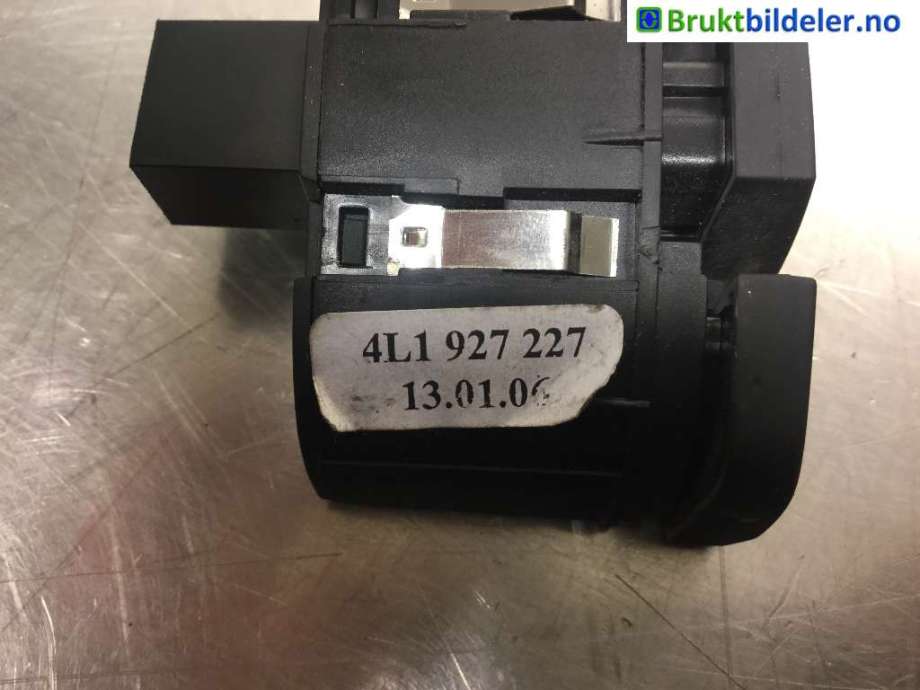 Bryter diverse til Audi Q7 2006-2010 (Type I, Fase 1)  (AUDI|4L1 927 227|)