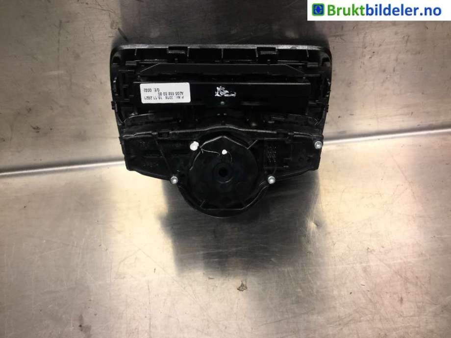 Bryter lys til Mercedes GLC 2015-2022 (X253) (X253) (MERCEDES|A 205 905 18 10|)