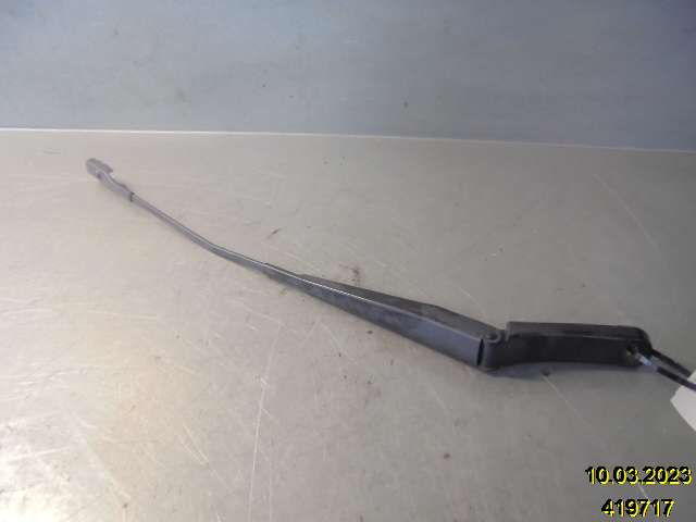 Viskerarmer frontrute til VW Jetta 2011-->> (VOLKSWAGEN|5C7 955 410|)